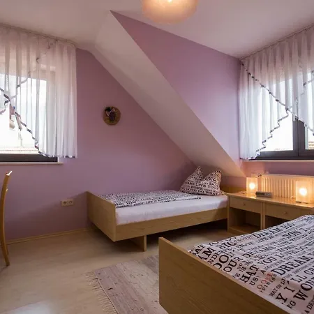 Arnold Appartement Burkardroth