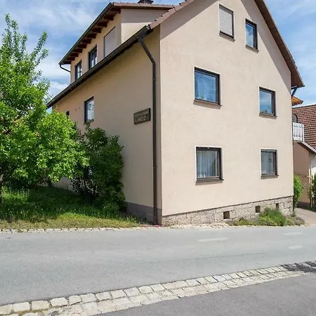 Arnold Apartament