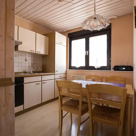 Arnold Apartment *
